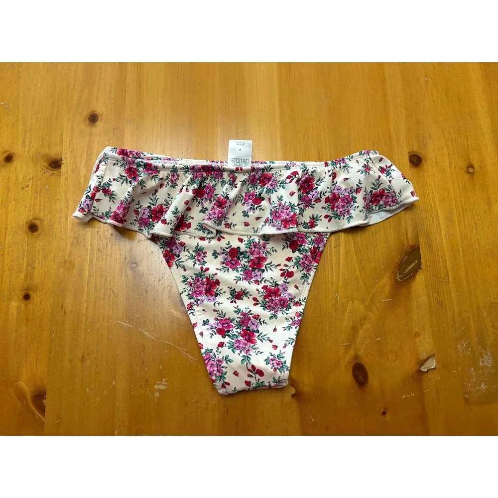 Wild Fable Floral Ruffle Bikini Bottom Mid Rise Extra High Leg Cheeky Pink‎ M